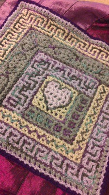 Interview with double filet/intermeshing crochet/interlocking crochet designer Nickerjac on Underground Crafter