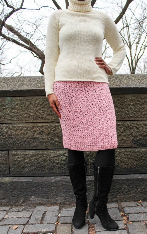 Modern Melissa Skirt, free Tunisian #crochet pattern with video tutorial in 4 sizes by Underground Crafter
