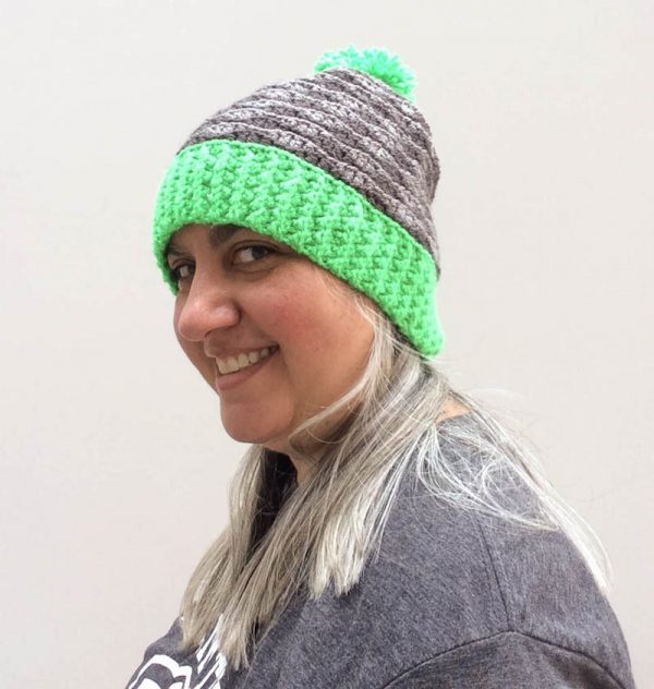 Free crochet pattern: Pop of Color Waves Slouchy Hat in 7 sizes in Paintbox Yarns Simply Aran yarn by Underground Crafter