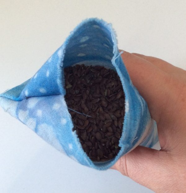 Weighted Flaxseed Eye Pillow with Case, free sewing tutorial by Underground Crafter - eye pillow tutorial 4