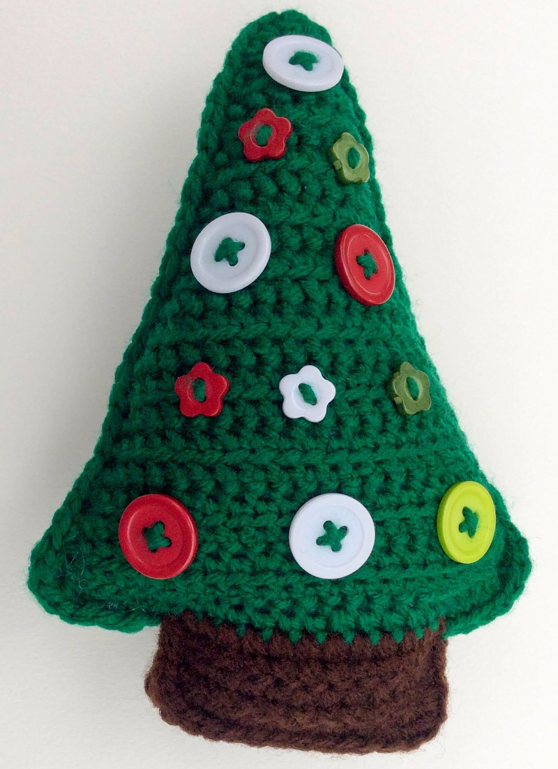 Crochet Christmas Tree: Button Christmas Tree - Underground Crafter